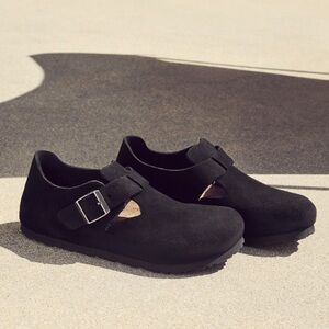 Like New Birkenstock London Clogs